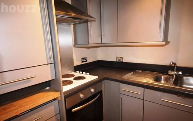 The Modern Flat Close to the City Center 2