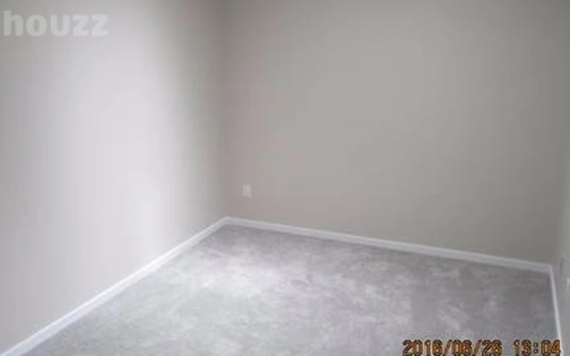 Winnipeg Lovely Two Bedrooms Condo 2