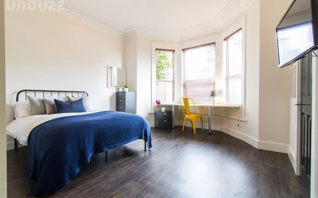 Plymouth 6 Bedrooms House 0