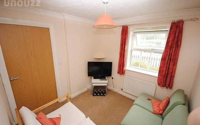 5 bedroom house close to Loughborough University 0