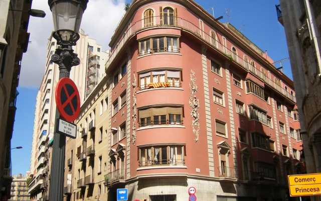 Barcelona BSP-Street Jonqueres Floor 5 2