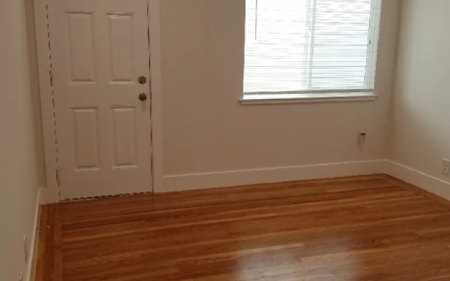 Apartment of 4 B 2 B in Sunset District for Rent 2