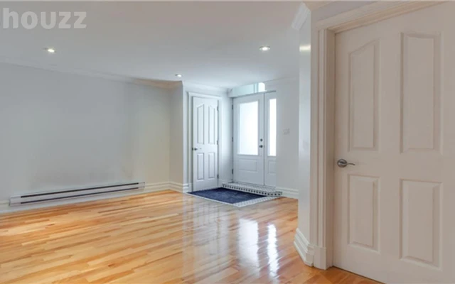 Montreal  2B for rent 1