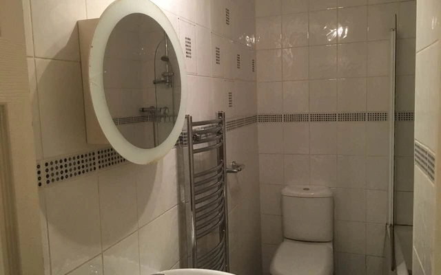 2 bedroom flat close to Newcastle University Business School 4