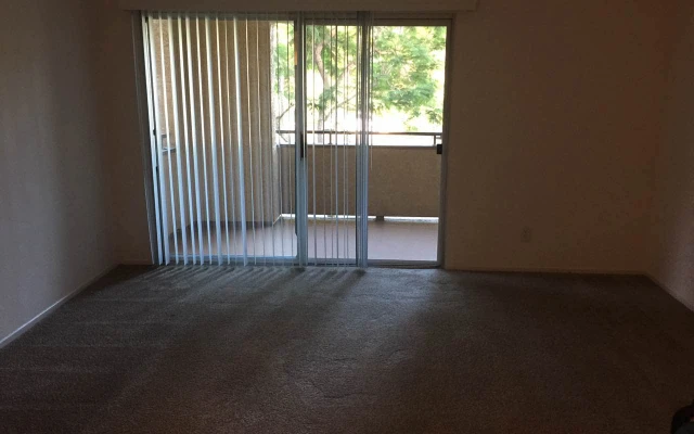 Beautiful room for rent in San Diego 2