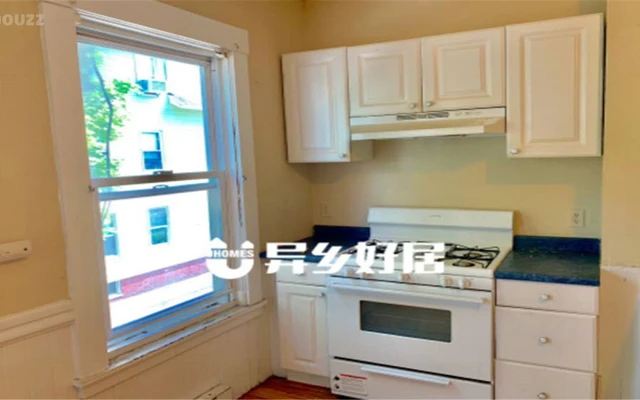 4b2b for rent 0