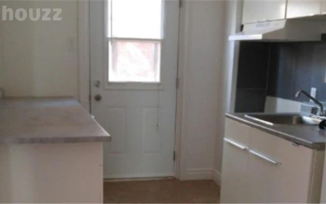 Montreal  2B  for rent 2