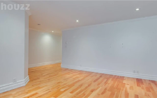 Montreal  2B for rent 1