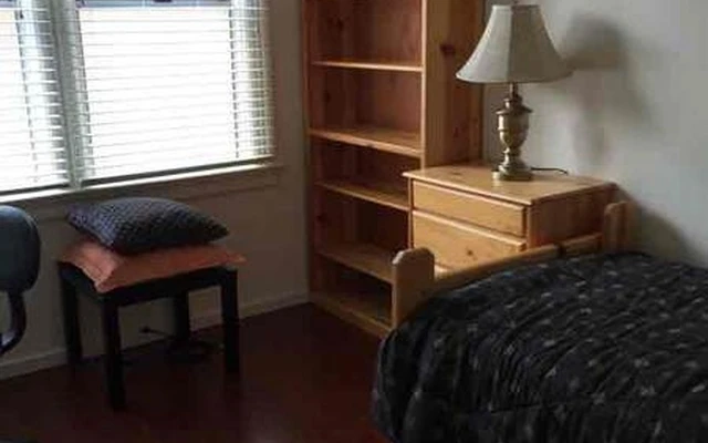Fancy bedroom near the Notre Dame de Namur University 1