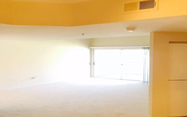 Master room for rent in 2b2b at San Diego 2