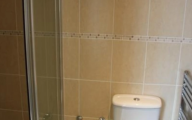 3 bedroom flat close to Plymouth University 3