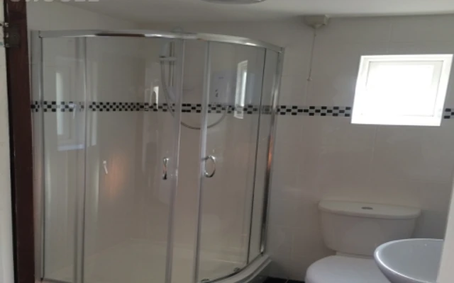 Shared house with 9 bedrooms 4