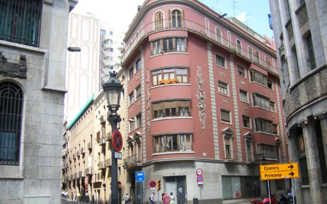 Barcelona BSP-Street Jonqueres Floor 1 2