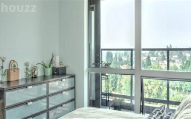 Vancouver one bedroom one den apartment for rent 0