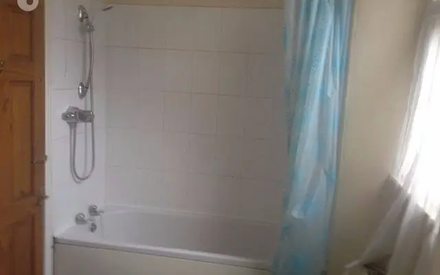Room in a shared house near University of Plymouth 0