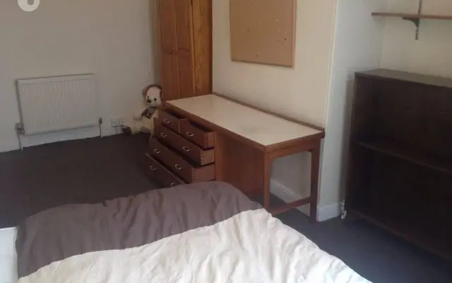 Room in a shared house near University of Plymouth 3
